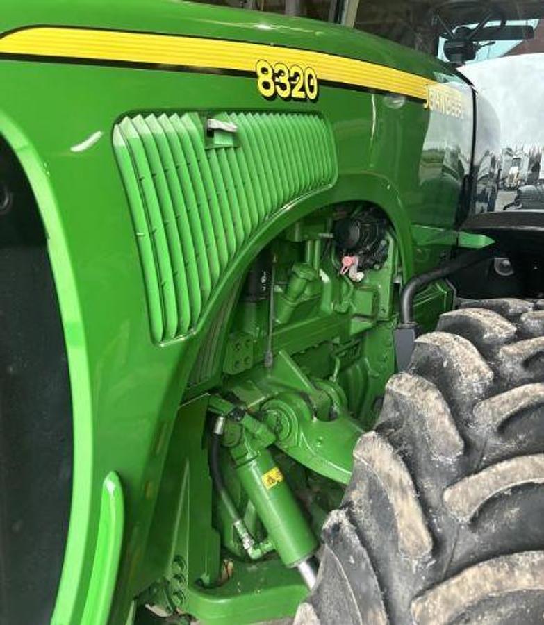 Used 2002 John Deere 8320