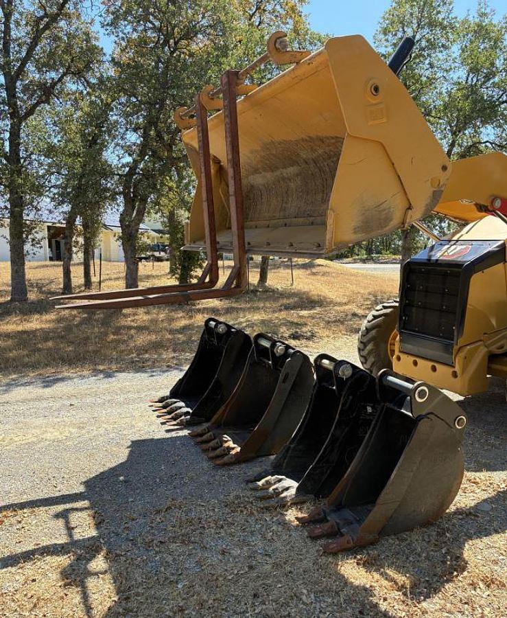 Used 2021 CATERPILLAR 420 Loader Backhoe