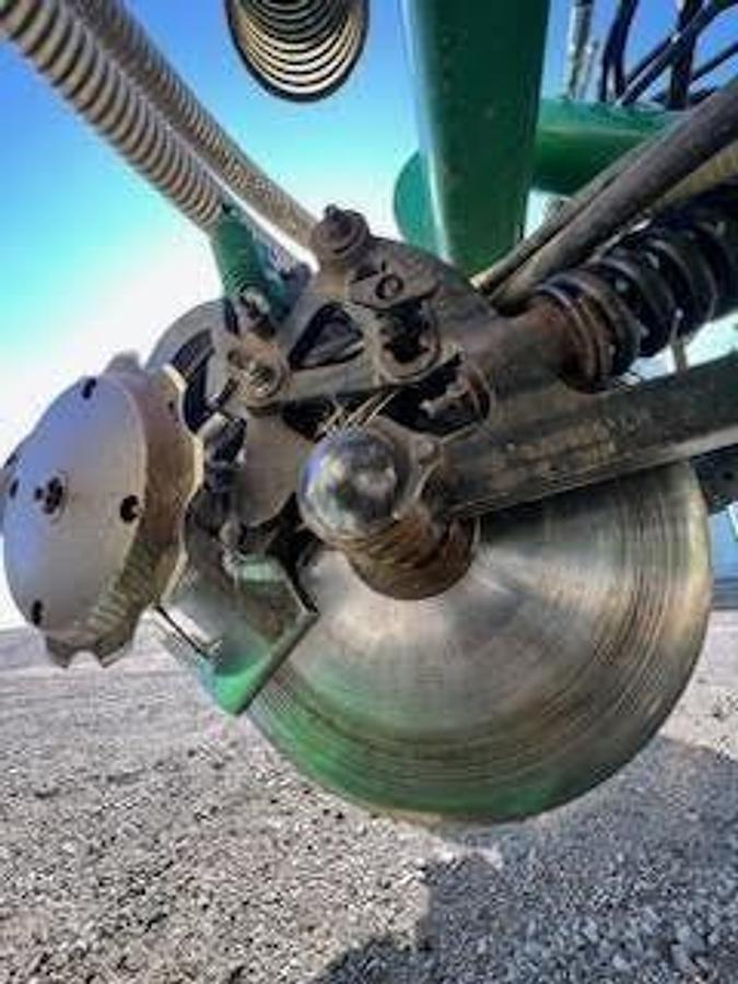 Used 2016 John Deere 2510H Fertilizer Applicator