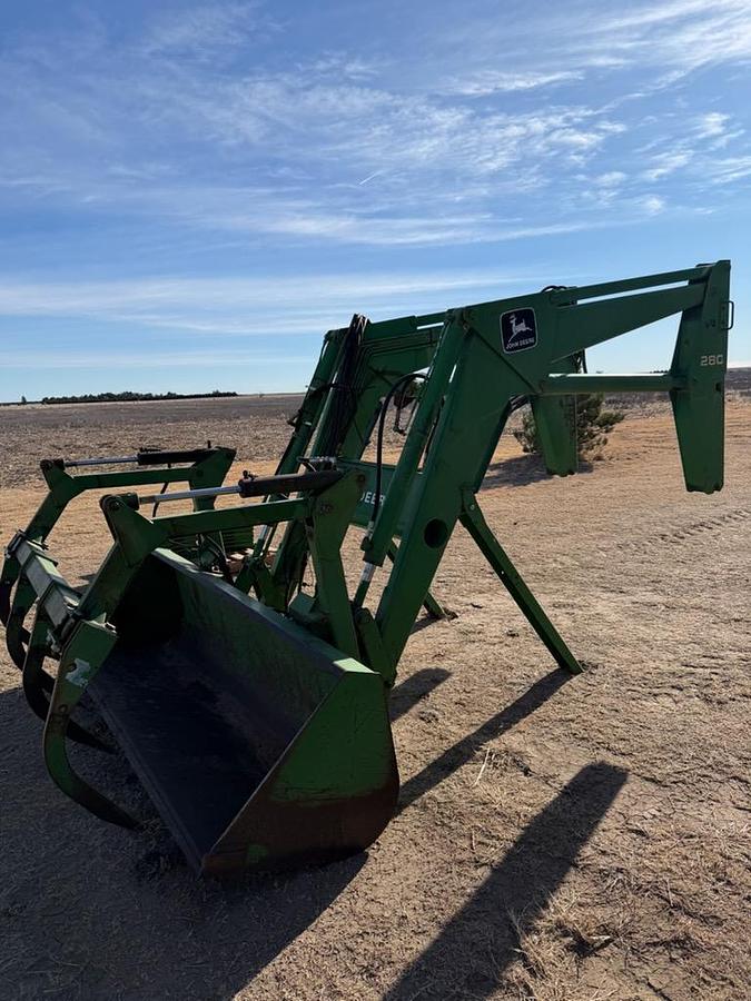 Used John Deere 280 Front End Loader