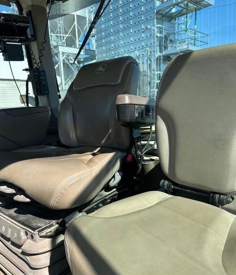 Used 2016 John Deere 8370R Tractor