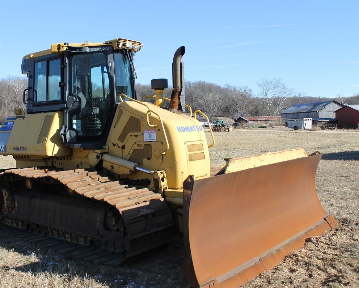 2016 Komatsu D61PX-24