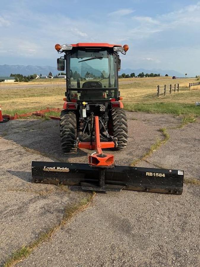 Used 2017 Kubota B3350 w/ Loader
