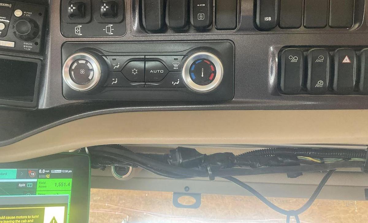 Used 2024 CASE IH MAGNUM 380 AFS CONNECT CVX