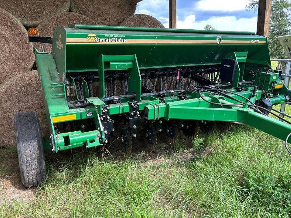 Used 2020 Great Plaines 1206NT No Till Grain Drill