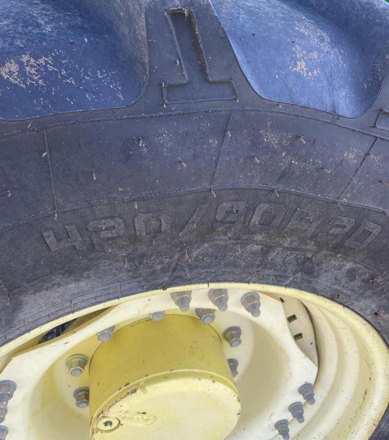 Used 2008 JOHN DEERE 7330 PREMIUM TRACTOR