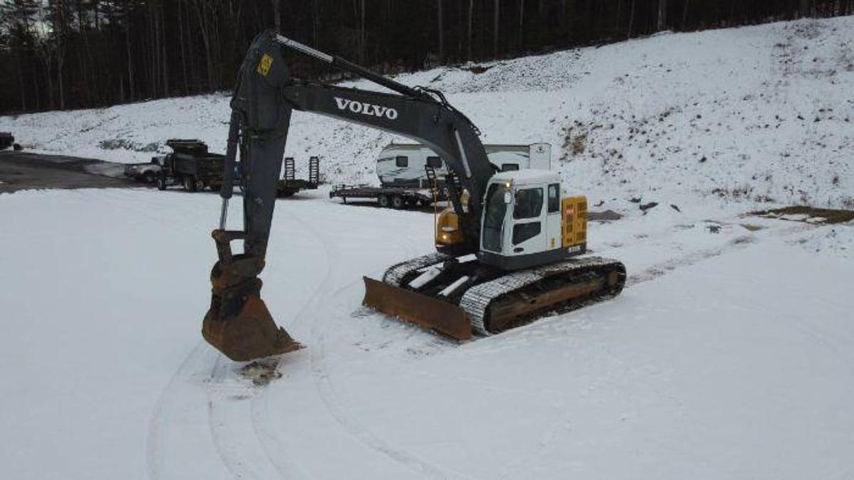 Used 2012 Volvo ECR305C Excavator