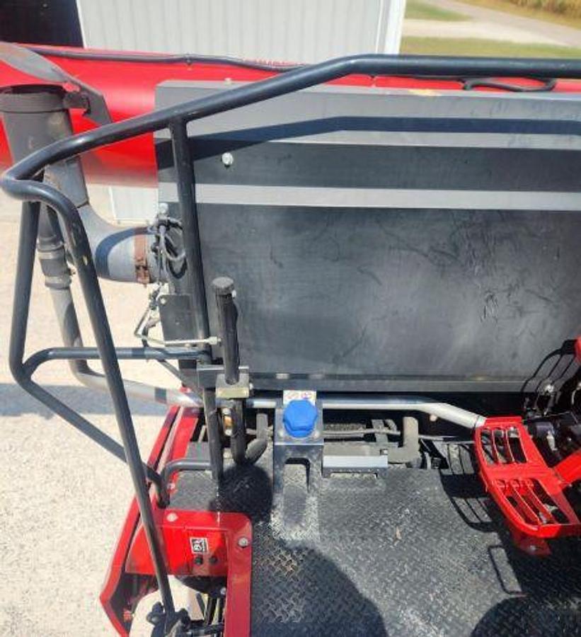 Used 2014 Case IH 8230