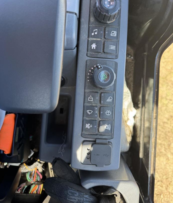 Used 2023 Caterpillar 302 CR