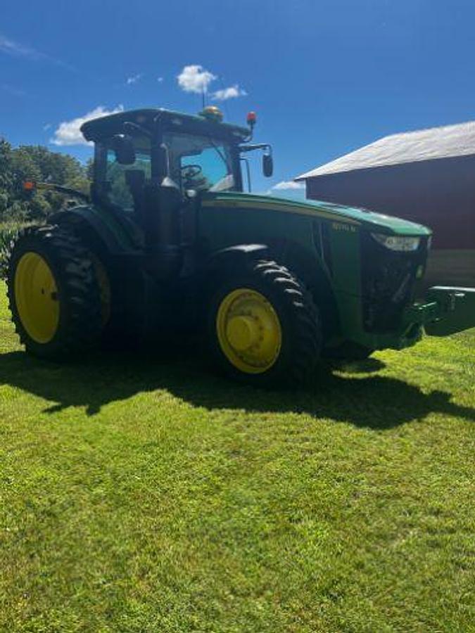 Used 2014 JOHN DEERE 8270R