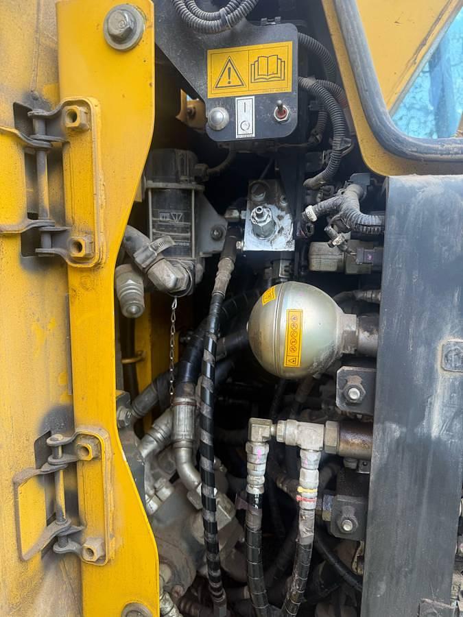Used 2015 Komatsu PC138US-10