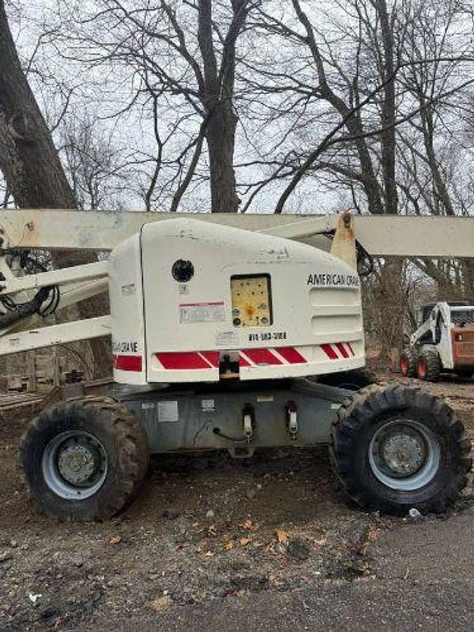 Used 1999 TEREX TA64 Boom Lift