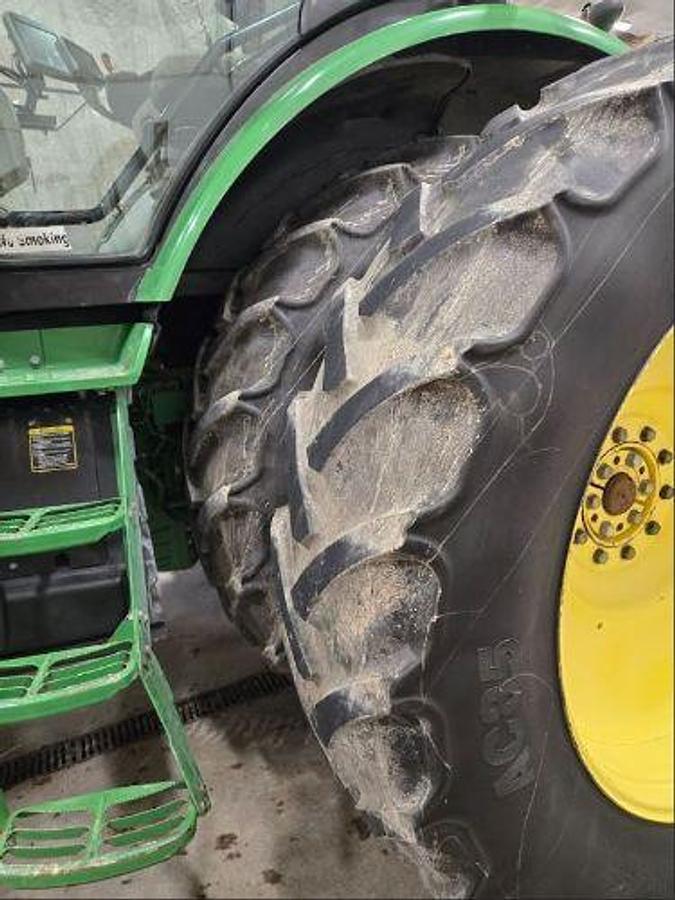 Used 2013 JOHN DEERE 7230R