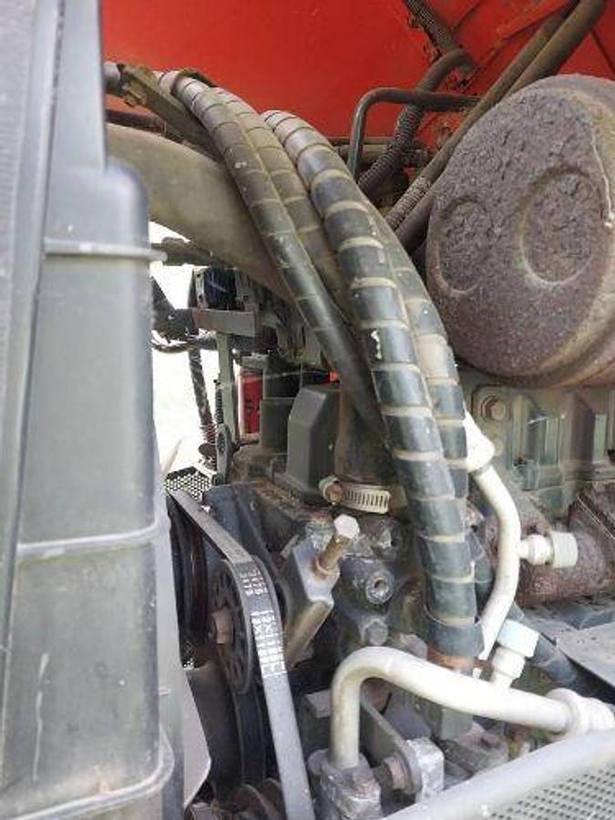 Used 2006 Kubota 7040