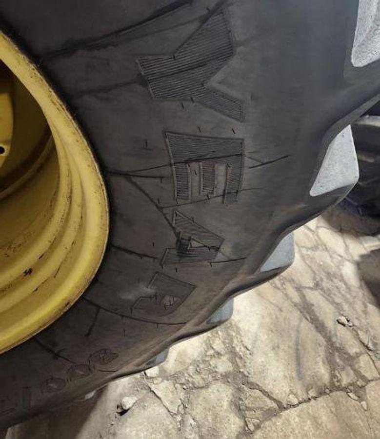 Used 2010 JOHN DEERE 9430