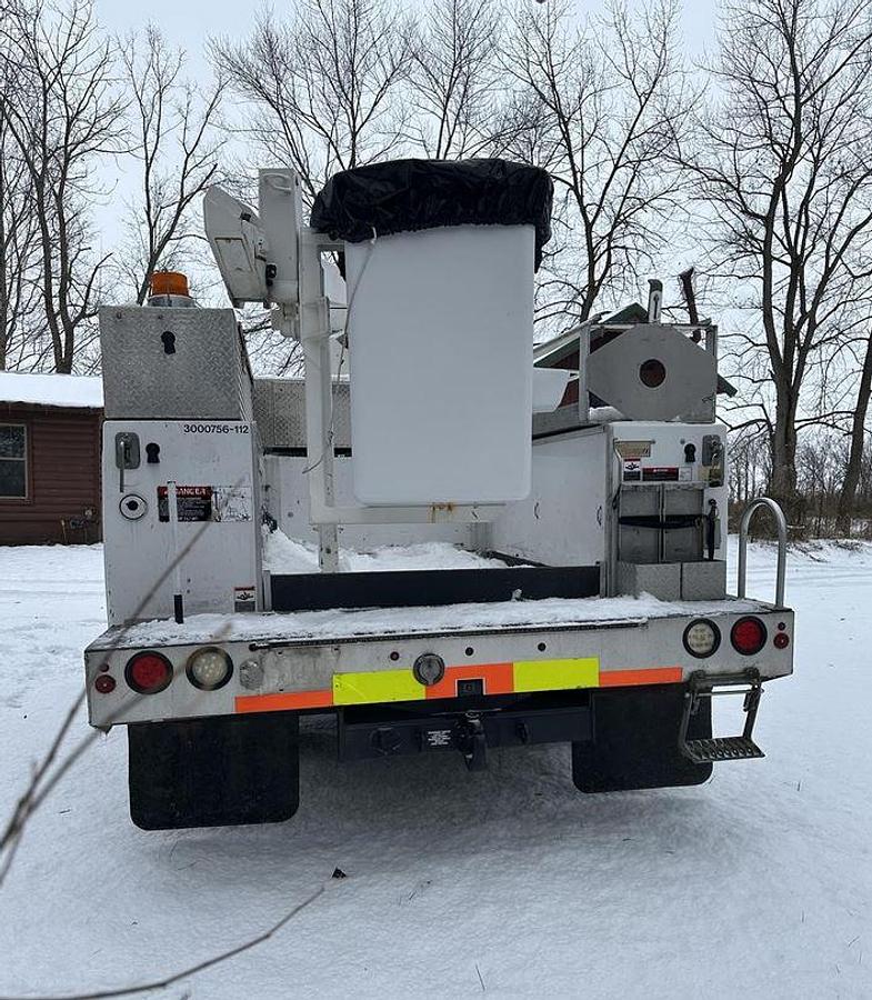 Used 2012 ALTEC AT200A MOUNTED ON 2012 FORD F450 SD