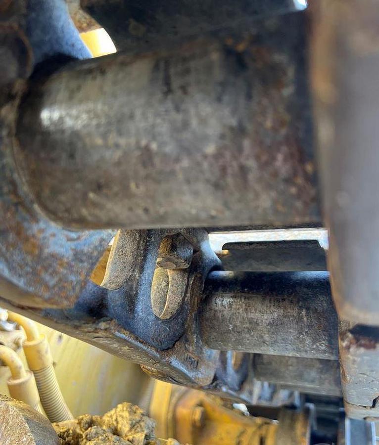 Used 2004 CATERPILLAR 963C LGP Dozer