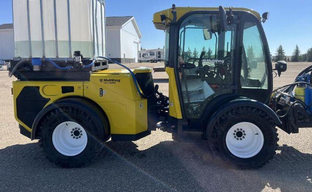 Used 2015 Multihog MXC