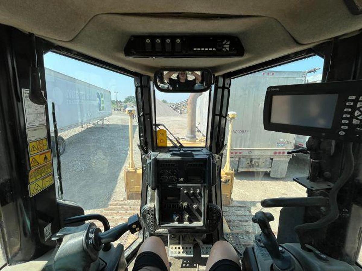 Used 2007 CATERPILLAR D6N XL