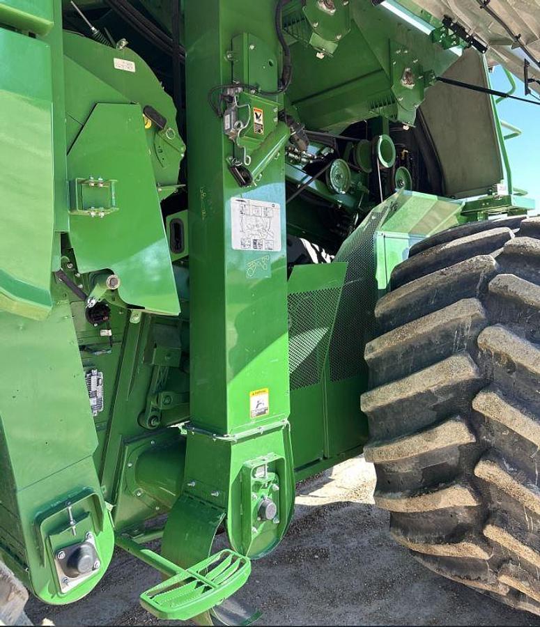 Used 2023 John Deere S790