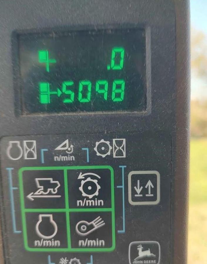 Used 1999 John Deere 9510 Combine