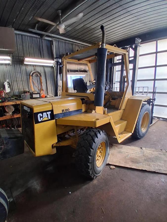 Used 2000 Caterpillar R80
