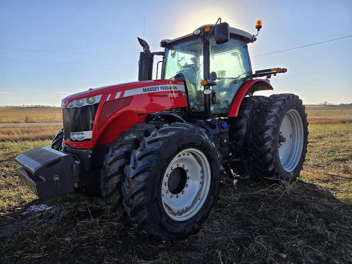 Used 2011 MASSEY FERGUSON 8690 Tractor