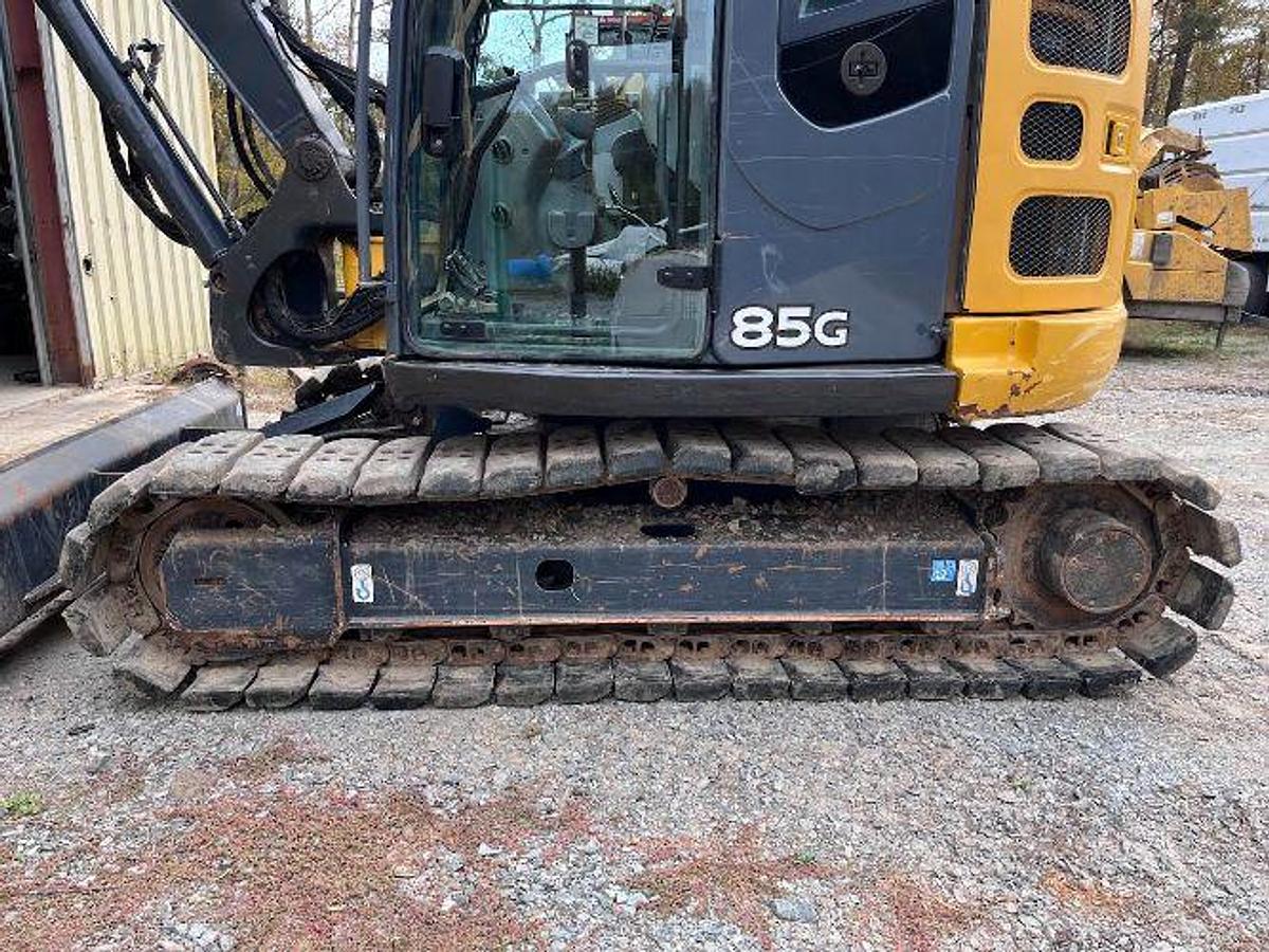 Used 2019 JOHN DEERE 85G