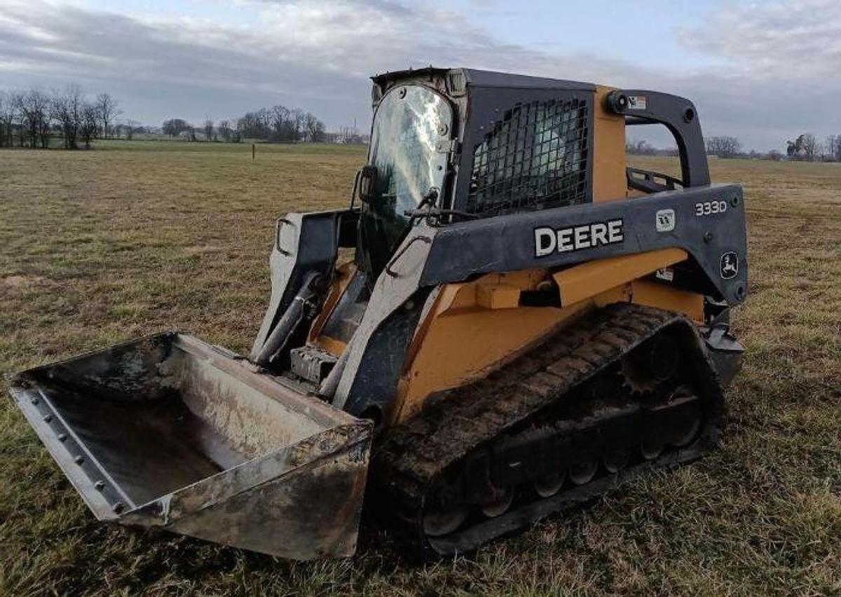 Used 2011 JOHN DEERE 333D