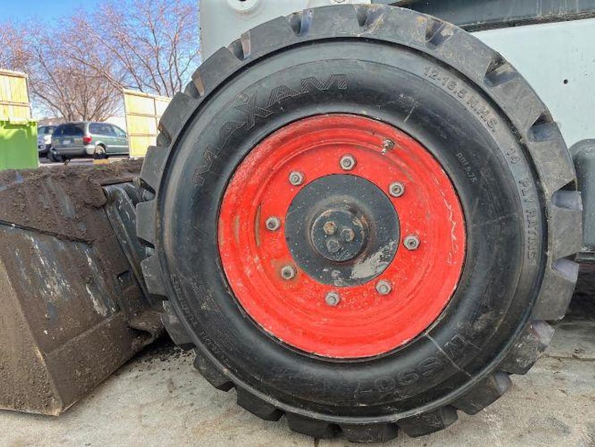 Used 2019 BOBCAT S740