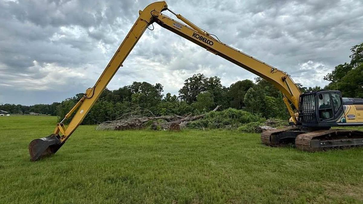 Used 2022 Kobelco Sk300