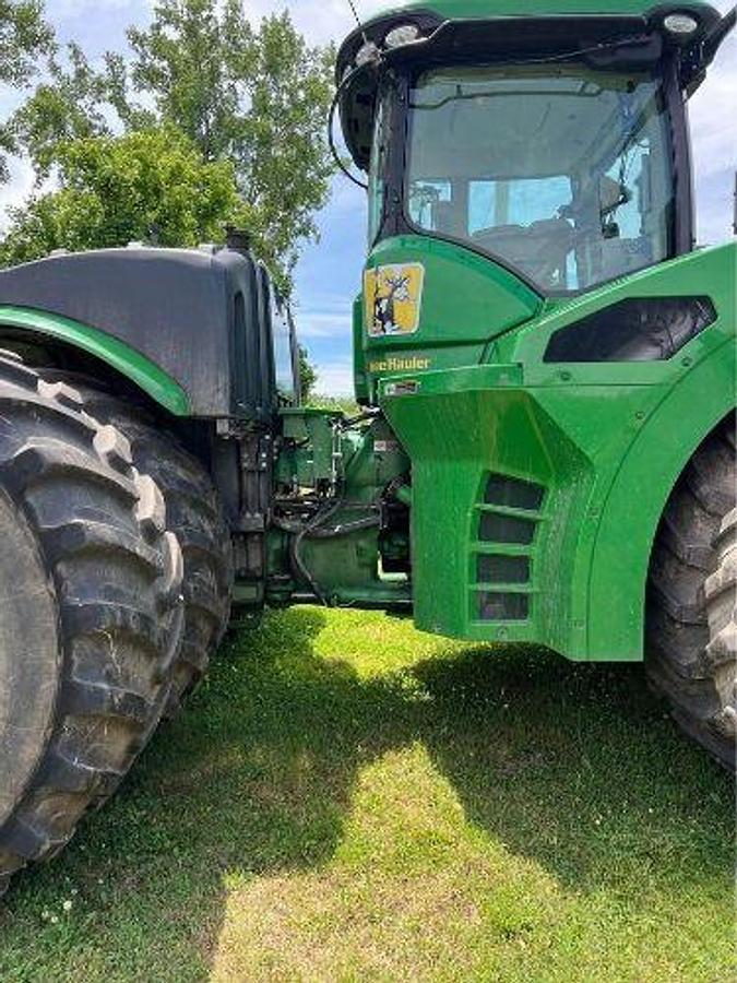 Used 2019 JOHN DEERE 9520R