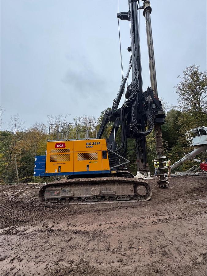 Used 2024 Bauer BG28H Drilling Rig
