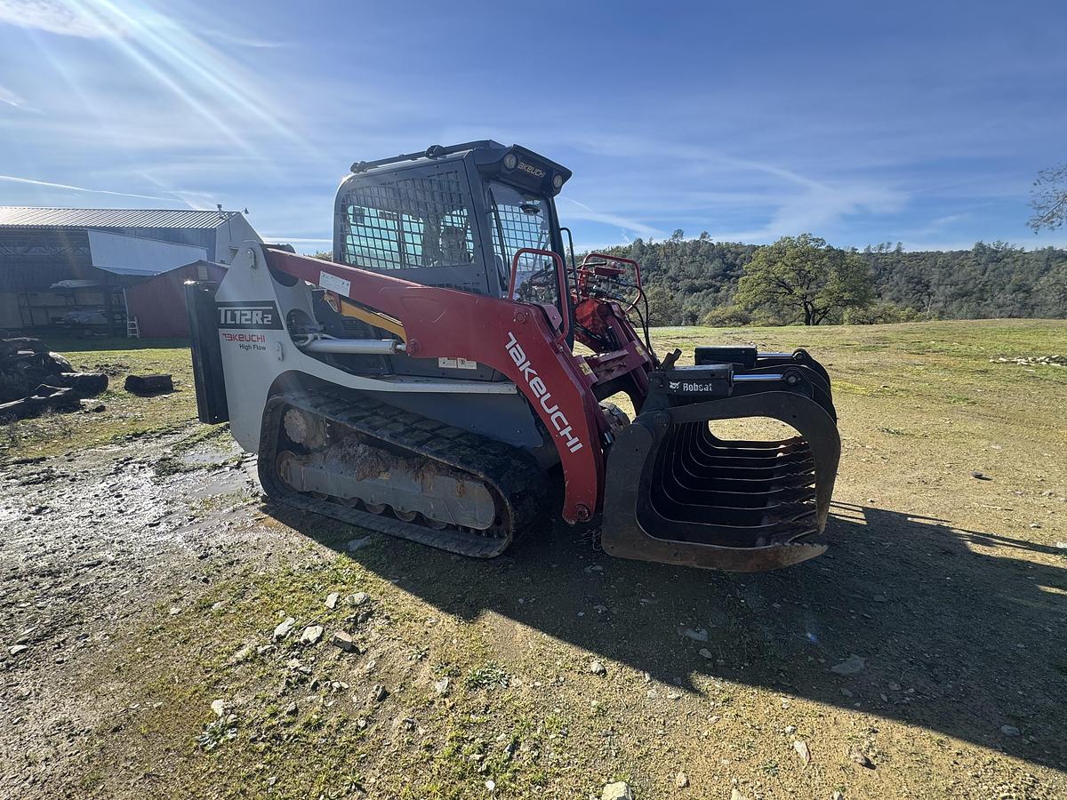 Used 2022 TAKEUCHI TL12R2 TRACK SKID STEER