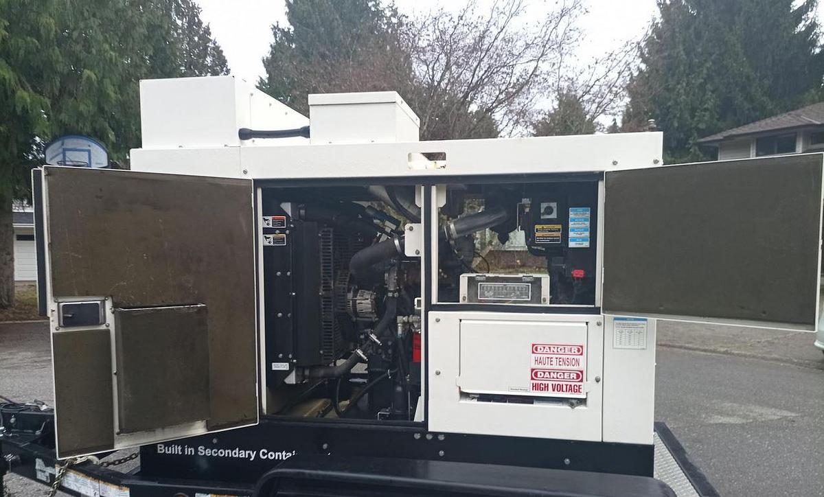 Used 2020 MULTIQUIP WHISPERWATT DCA45SSIU4F Generator