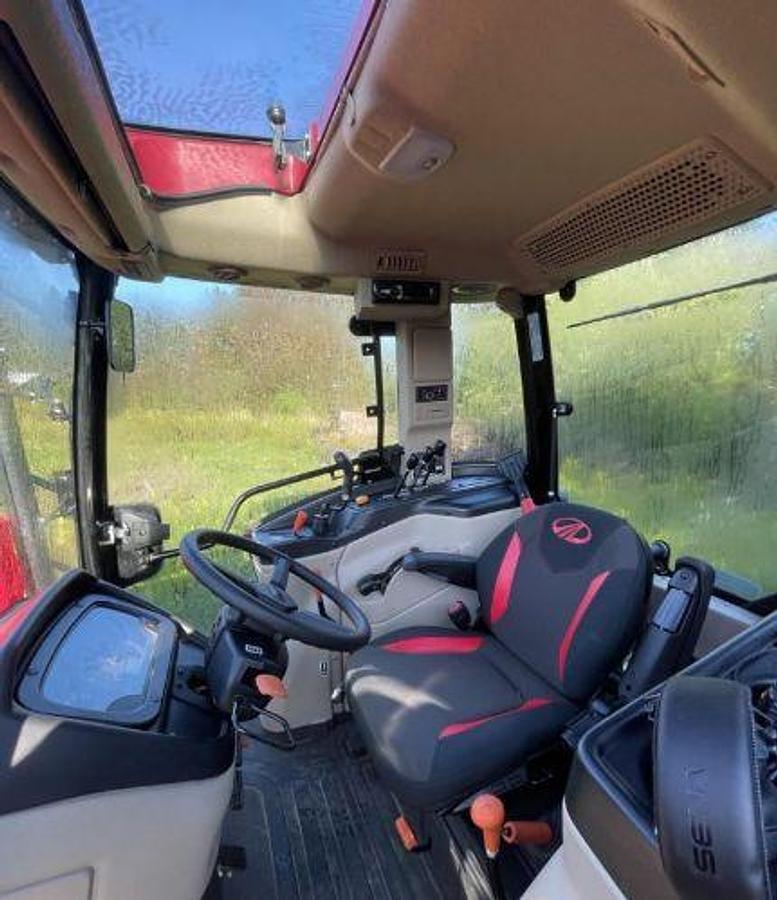 Used 2023 Mahindra 6075