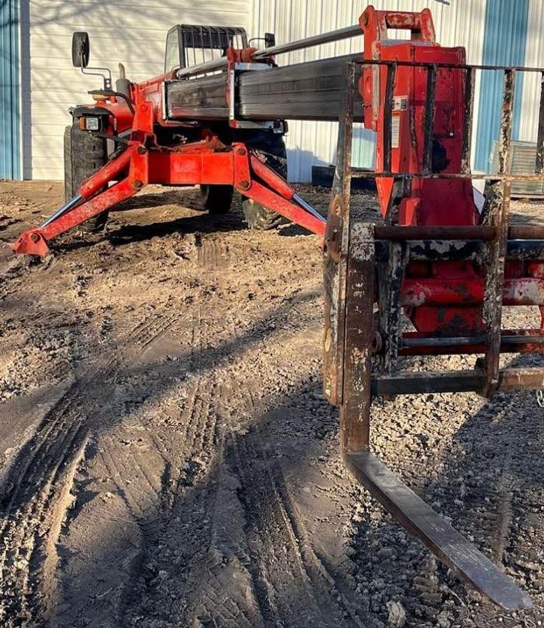 Used 2004 MANITOU MT1745HSLT