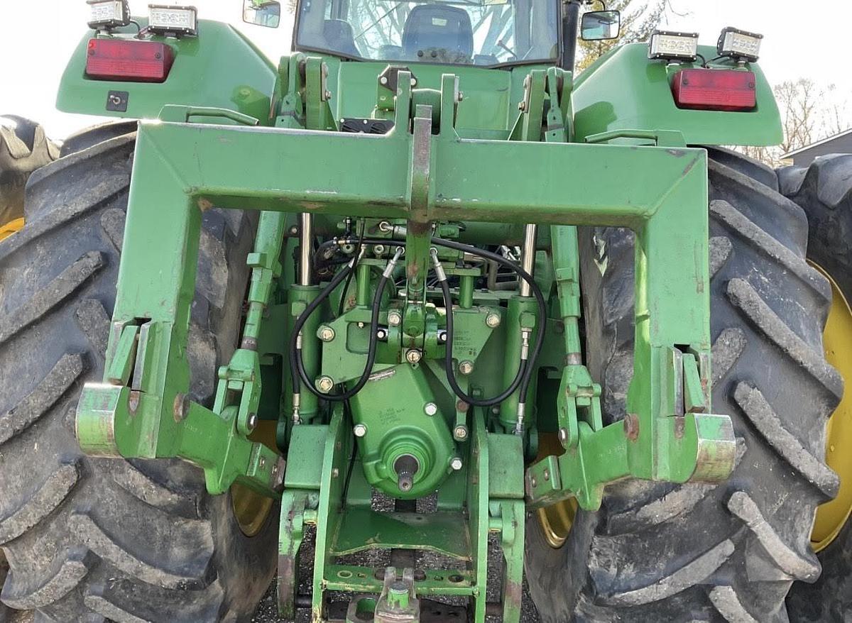 Used 1999 JOHN DEERE 9400 Tractor