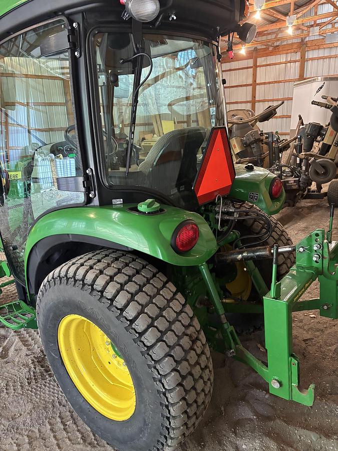 Used 2019 John Deere 3046R