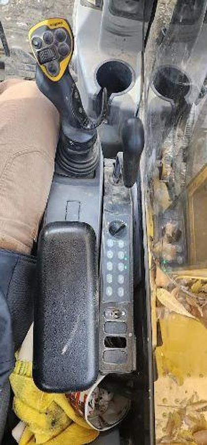 Used 2016 CATERPILLAR 315F LCR