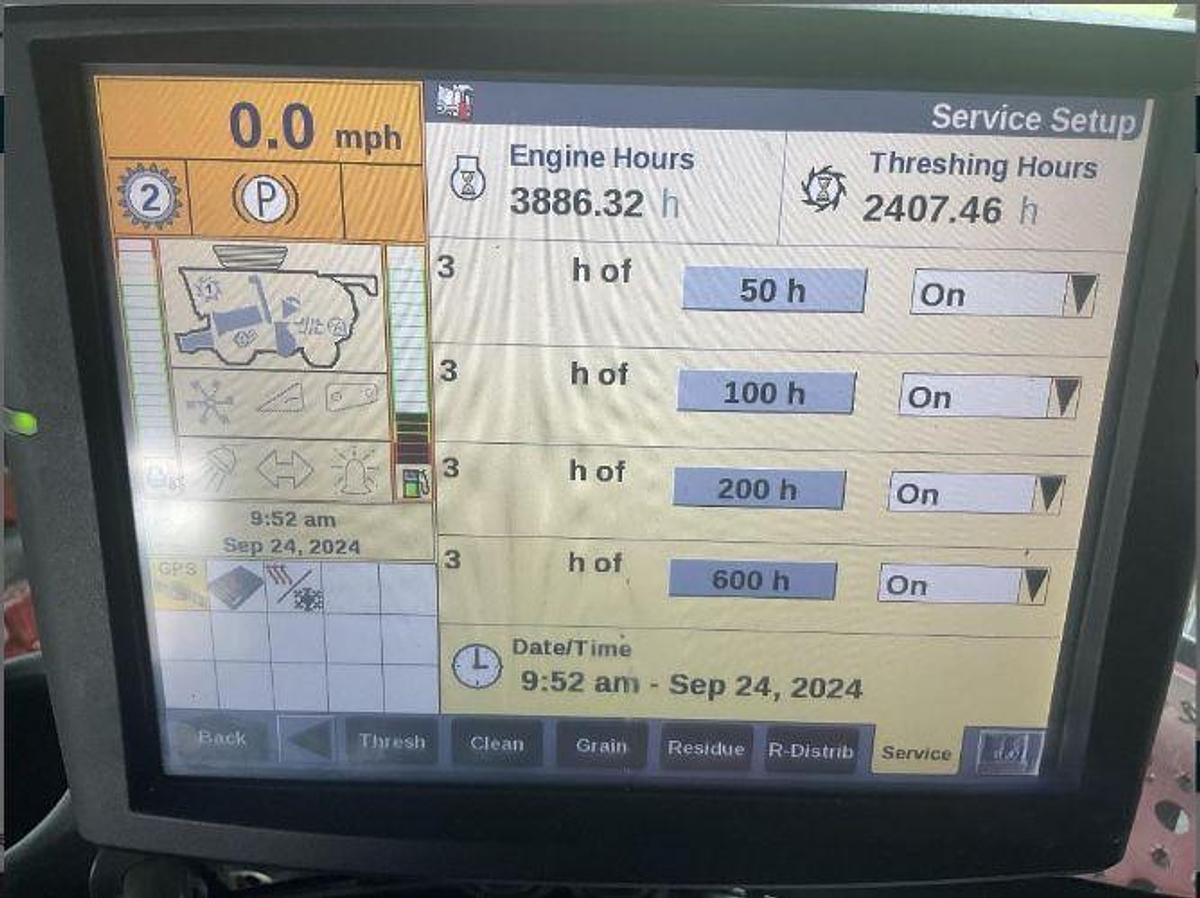 Used 2013 Case IH 8230