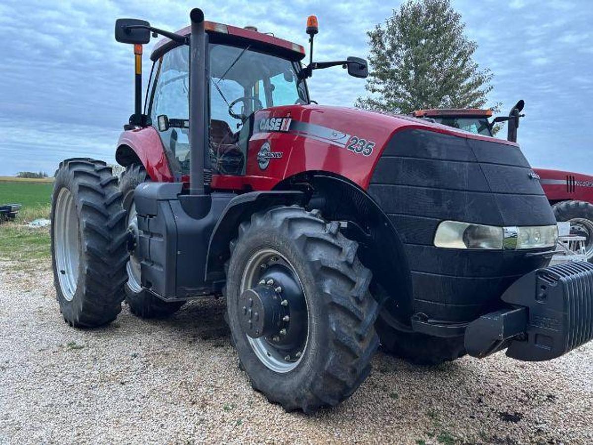 Used 2013 Case IH Magnum 235 Tractor