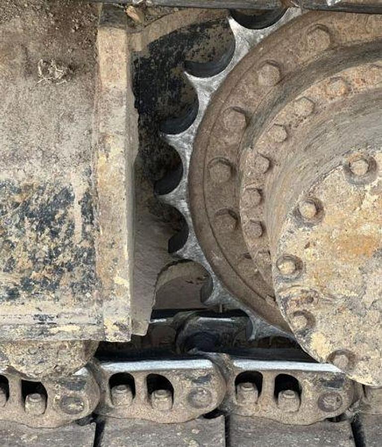 Used 2015 JOHN DEERE 210G LC