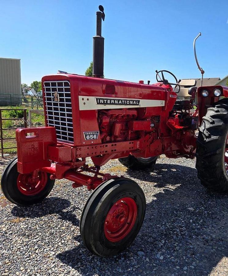 Used 1967 INTERNATIONAL 656 Tractor