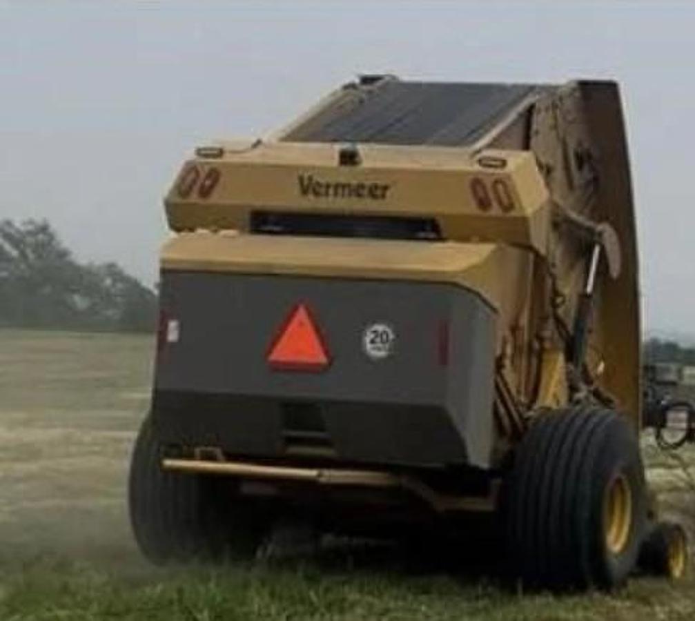 Used 2020 Vemeer 604R Premium Bailer