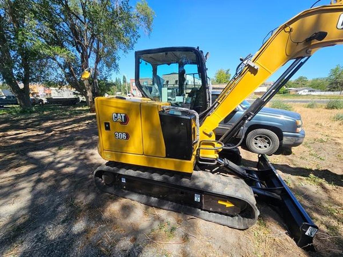 Used 2020 Caterpillar 306