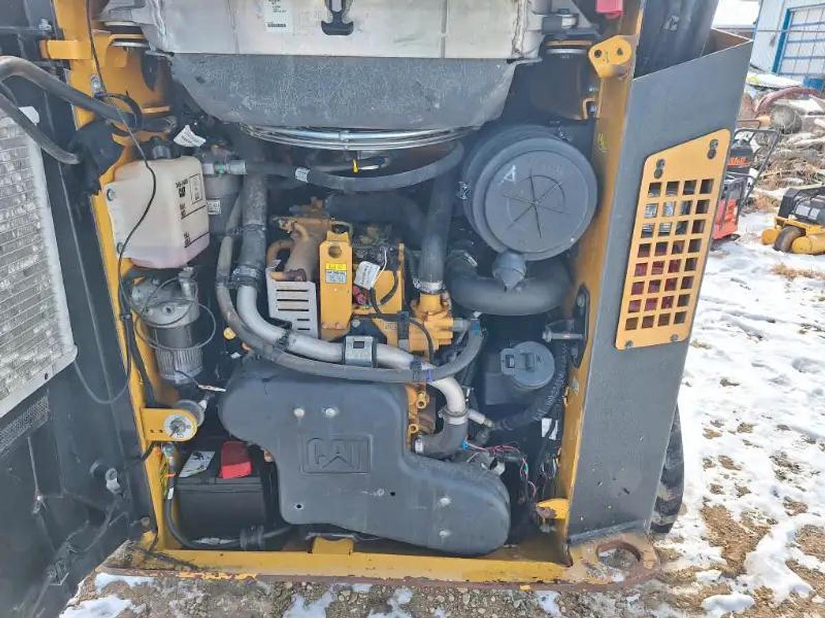 Used 2018 Caterpillar 259D