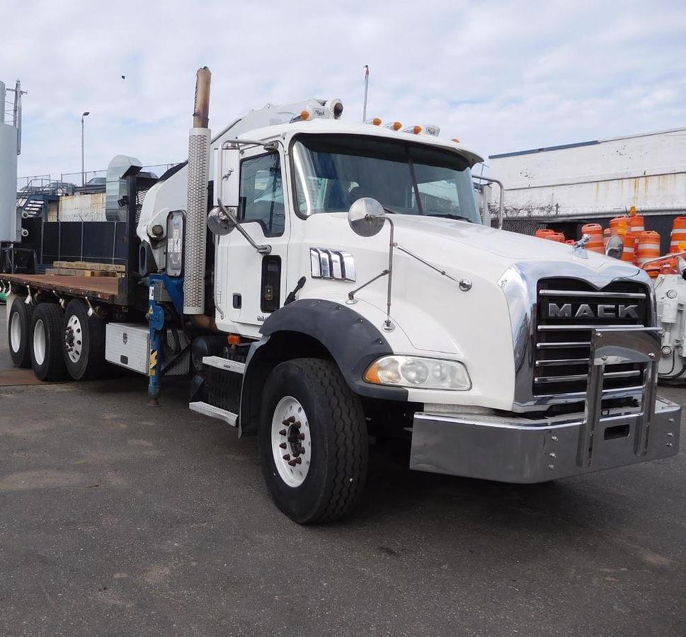 Used 2009 CORMACH 28200E4 ASC MOUNTED ON 2009 MACK GRANITE GU813
