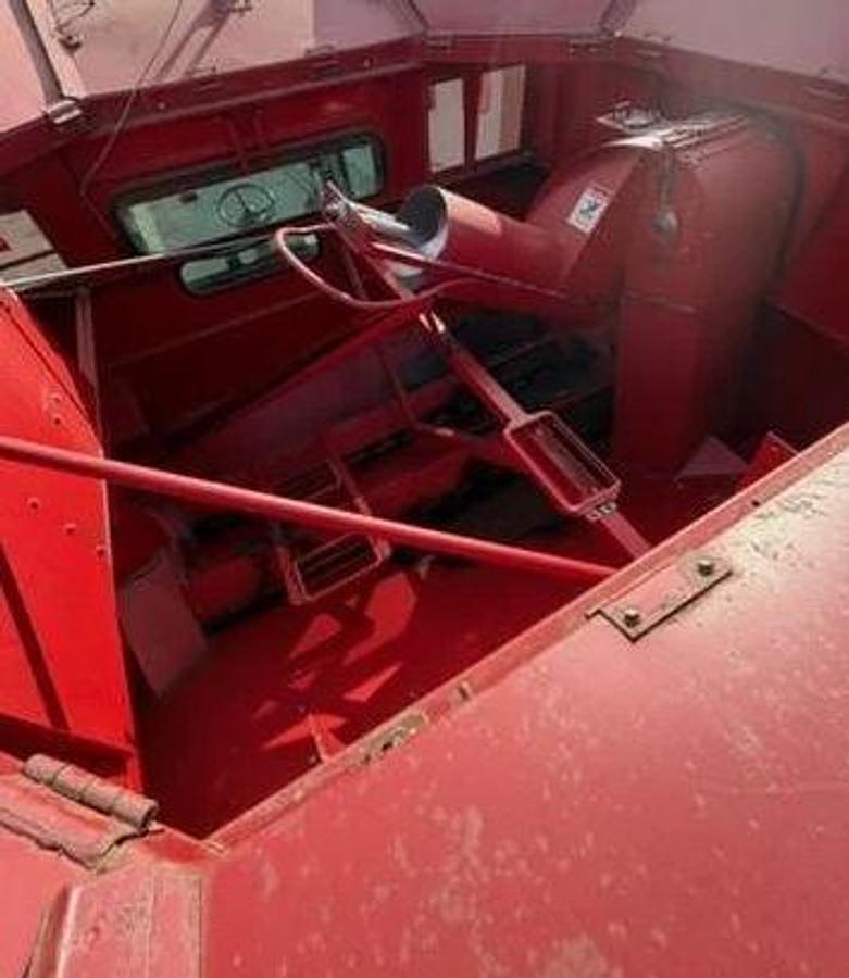 Used 2006 CASE IH 2377 Combine