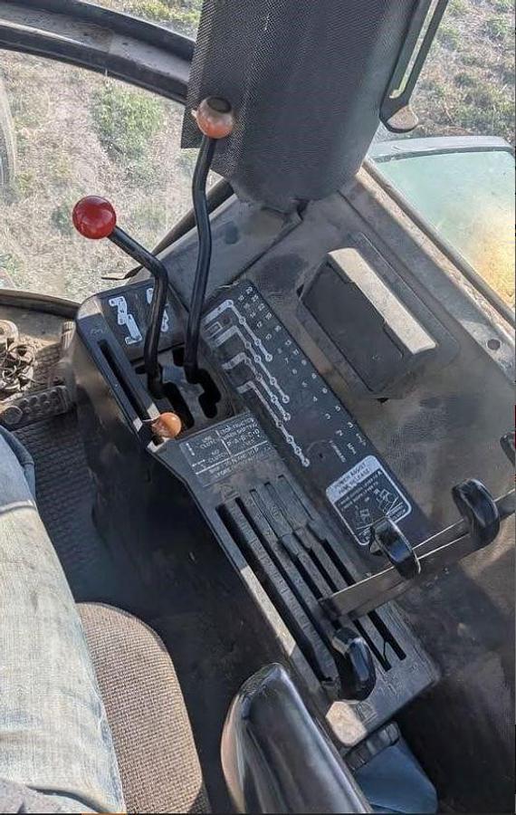 Used 1979 JOHN DEERE 4640